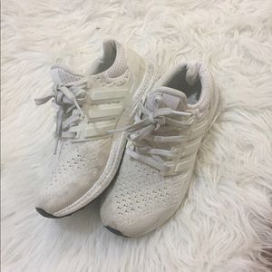 White Adidas Ultraboost
